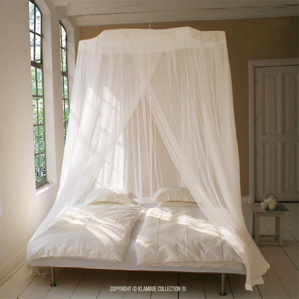 Wonderbaarlijk Een klamboe rond het bed | Eenig Wonen | Bloglovin' NH-98